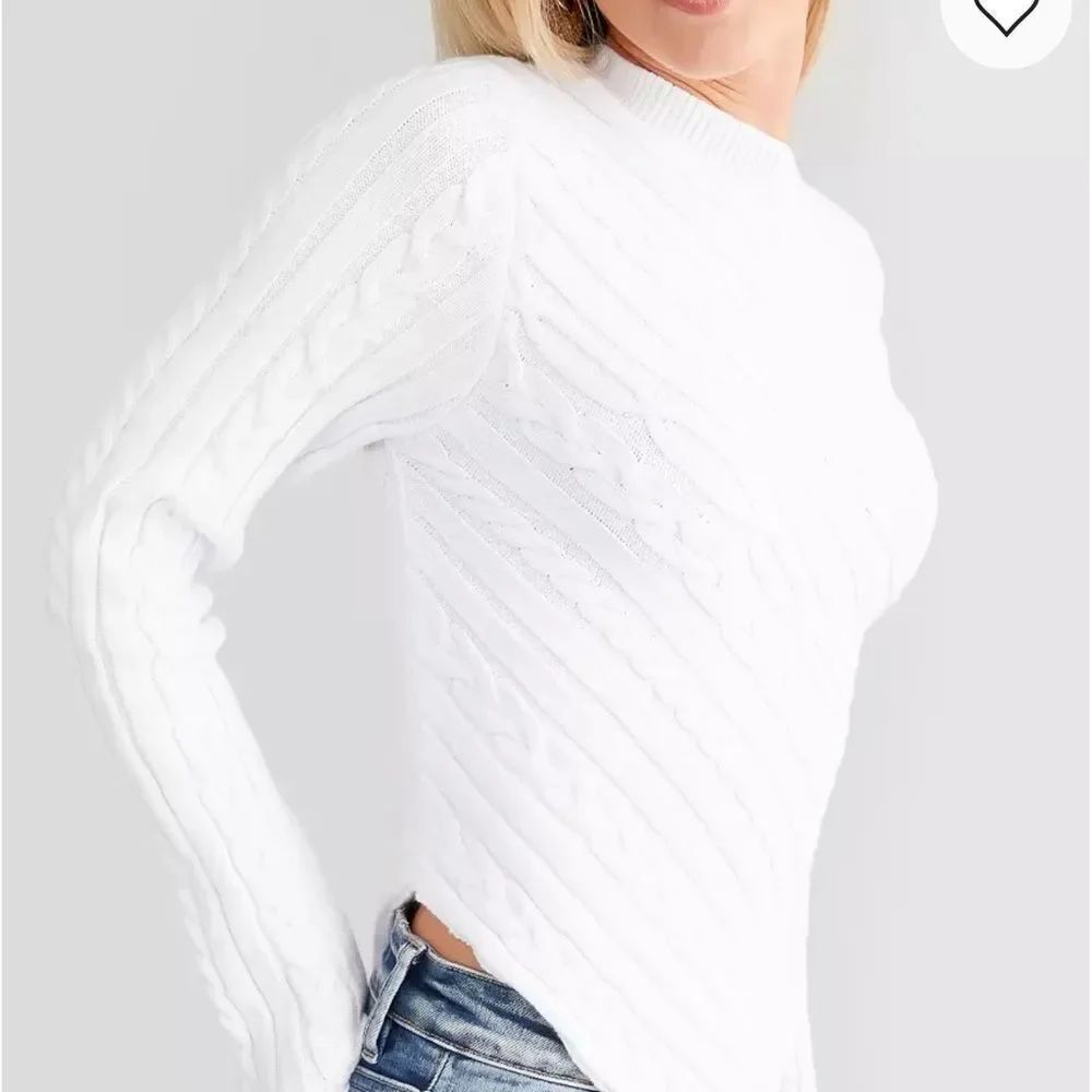 Chic Cable Knit Sweater - white